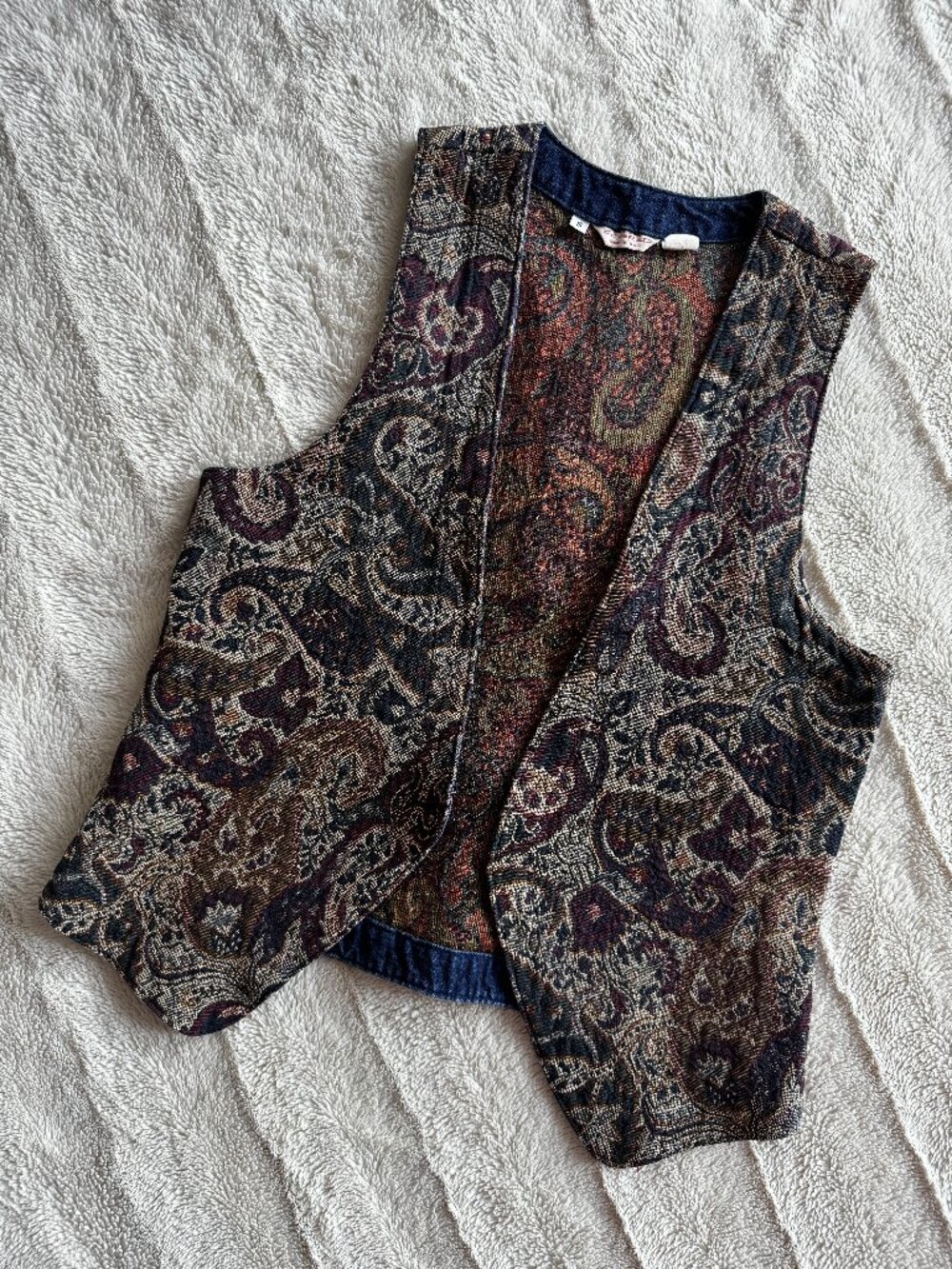 Vintage 90s Got You Covered Woven Tapestry Paisley Vest